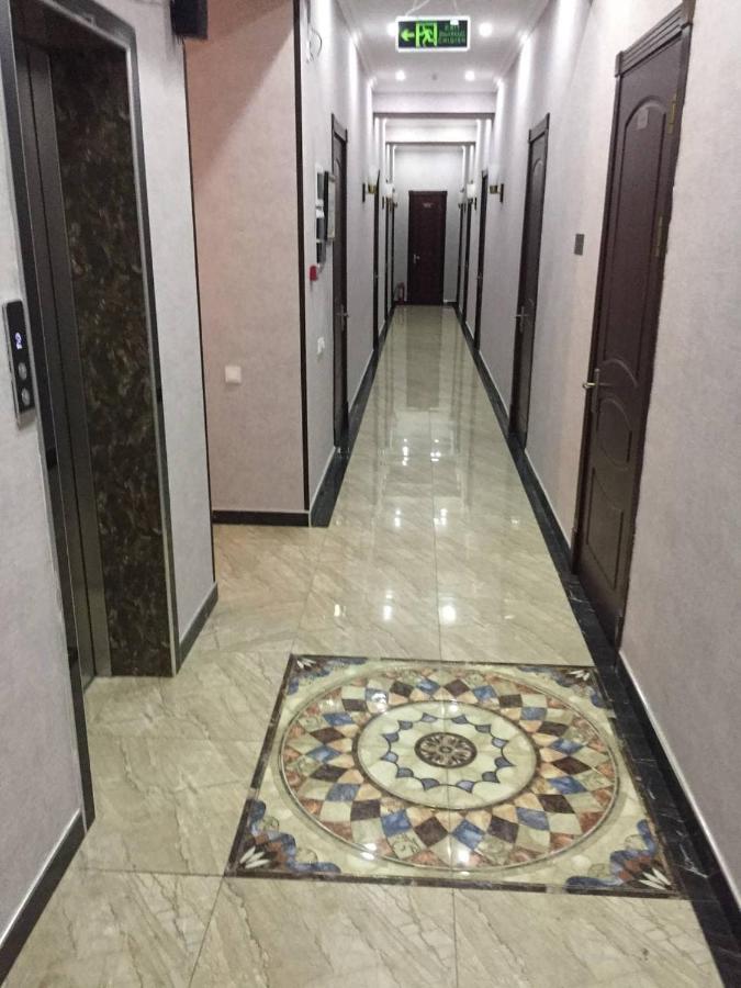 Western Suites Hotel Tashkent Esterno foto