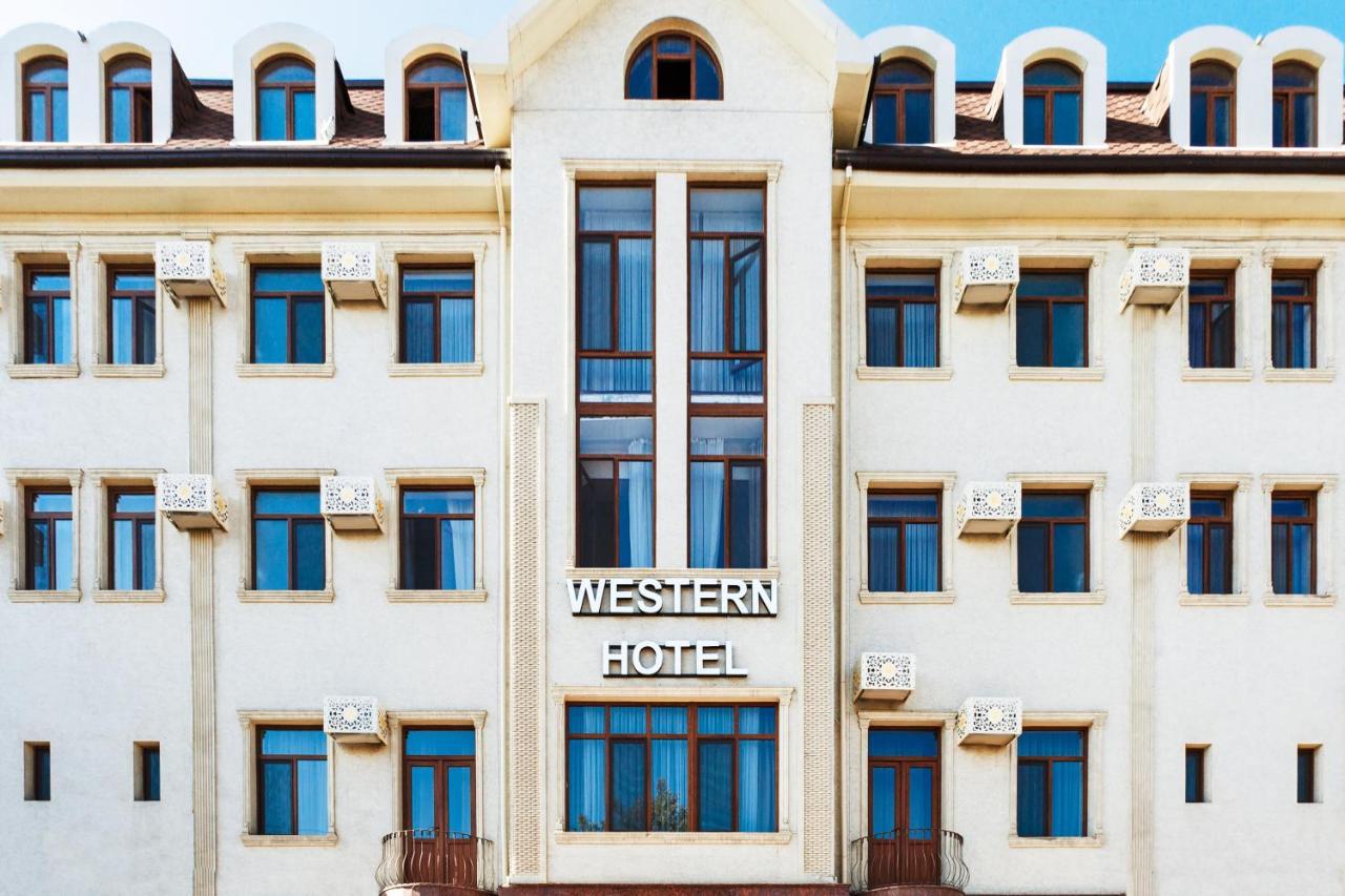 Western Suites Hotel Tashkent Esterno foto