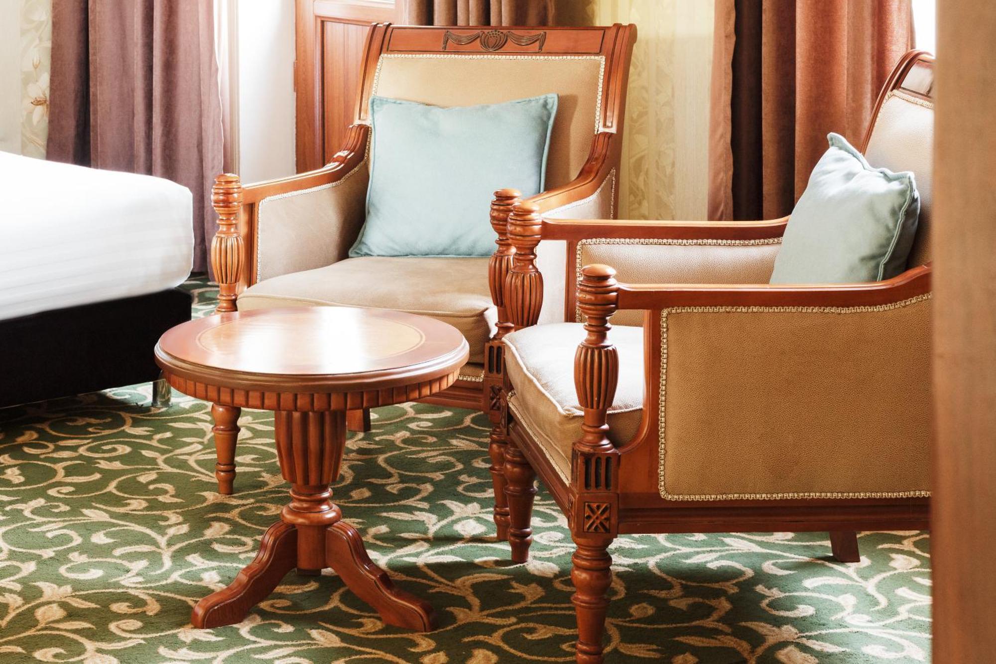 Western Suites Hotel Tashkent Esterno foto